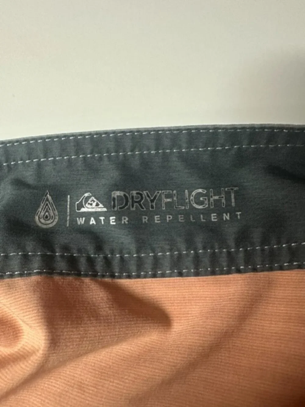 Quicksilver Mens Beach Board Shorts Size 38 DryFlight Water Repellent